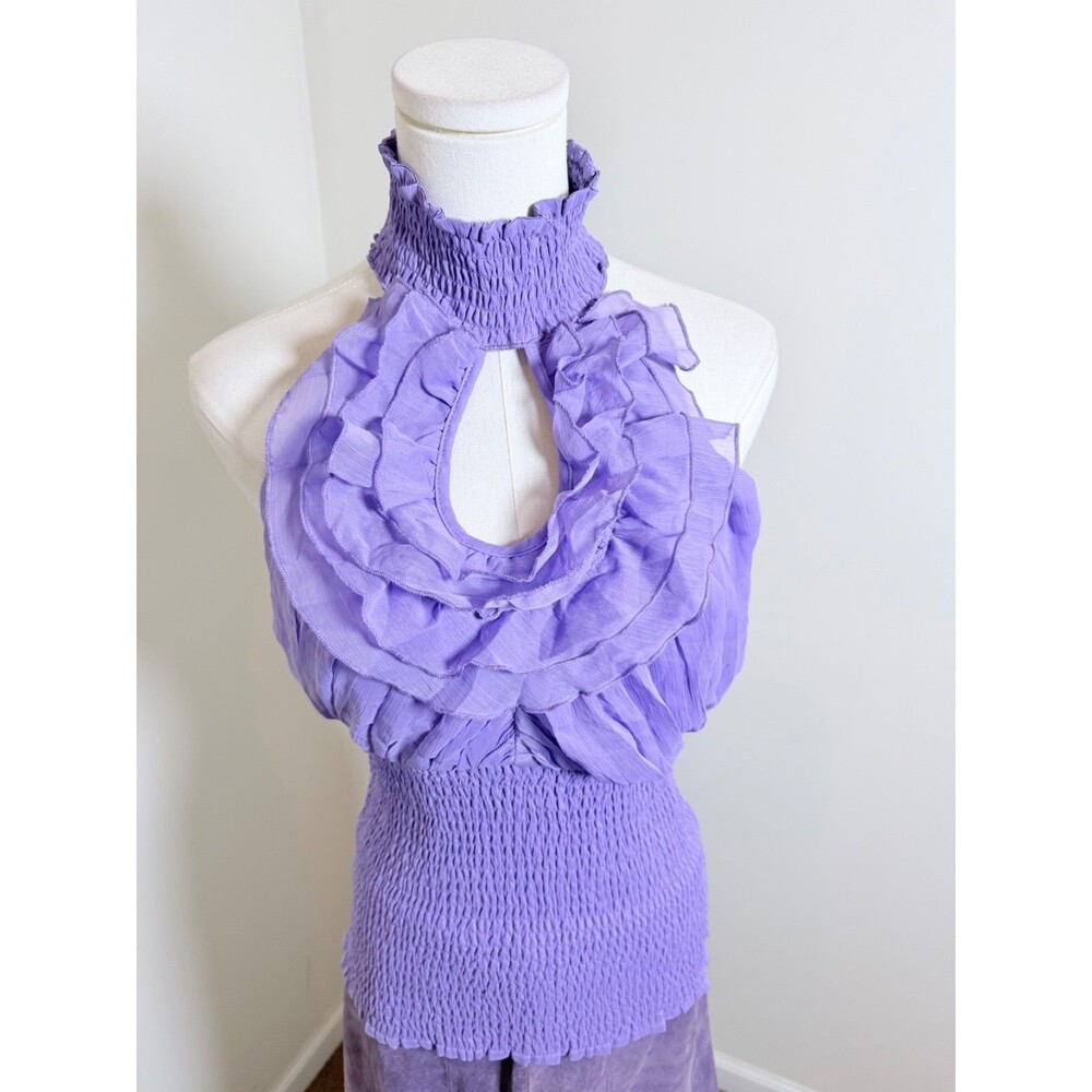Y2K 2b bebe Lavender Purple Ruffle Halter Top M Smocked Keyhole High Neck 2000s